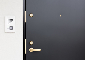 各室玄関ドアの二重ロック